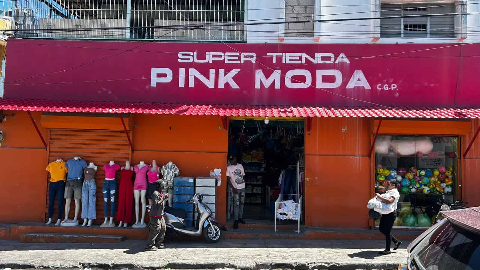 Tienda china en Barahona.