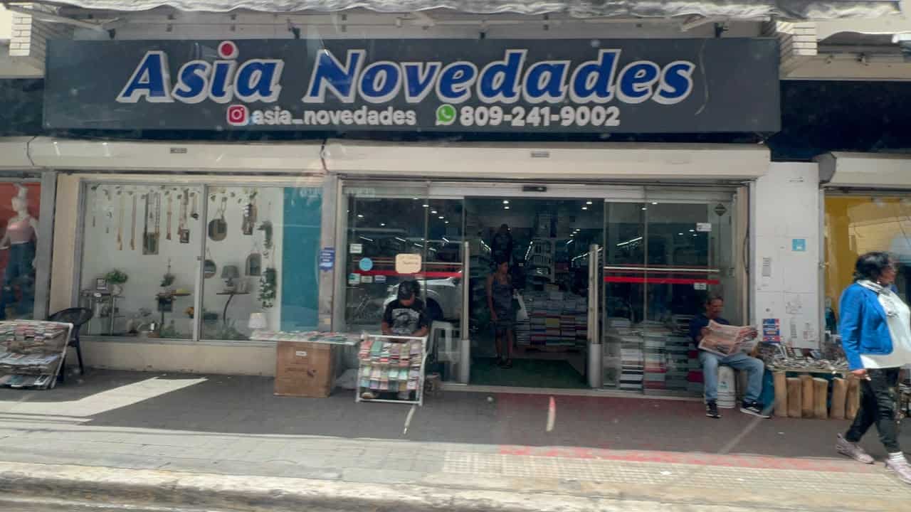 Tienda china en Santiago.