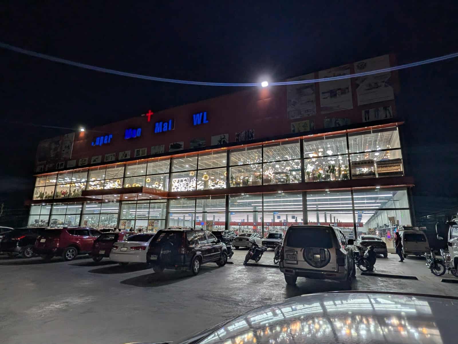 Tienda china en la Línea Noroeste.