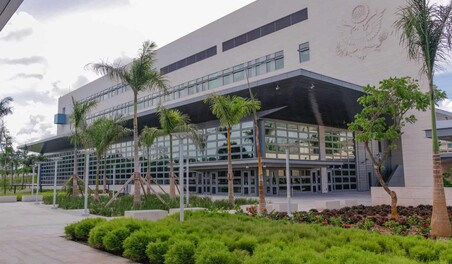 Solicitantes de visas de residencia de EE. UU. en RD comienzan a recibir cancelaciones de sus citas