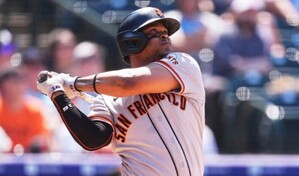 VIDEO | Rafael Devers se mantiene encendido: pega jonr&oacute;n 32 y lleva 10 juegos consecutivos con hit