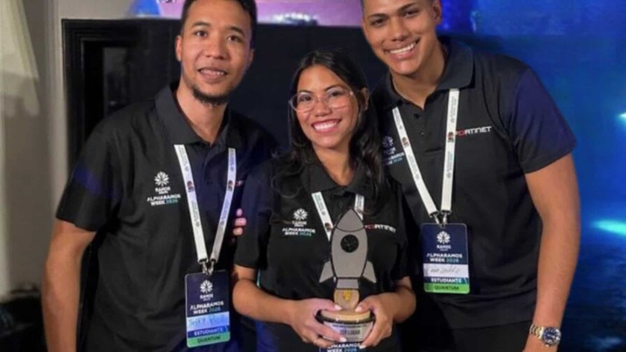 Estudiantes de la UCSD ganan competencia de innovación sobre el futuro del sector retail Estudiantes de la UCSD ganan competencia de innovación sobre el futuro del sector retail