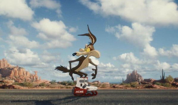 "Coyote vs Acme" finalmente se las ingenia para atrapar un lugar en la cartelera