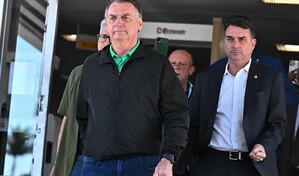 En el nombre del padre: los Bolsonaro, candidatos a todo en las elecciones brasile&ntilde;as