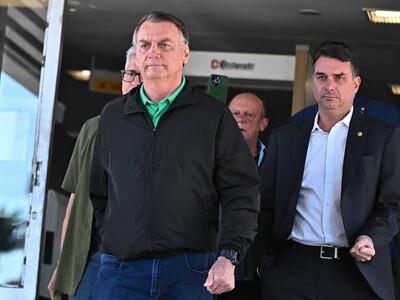 Los Bolsonaro, candidatos a todo en las elecciones brasileñas
