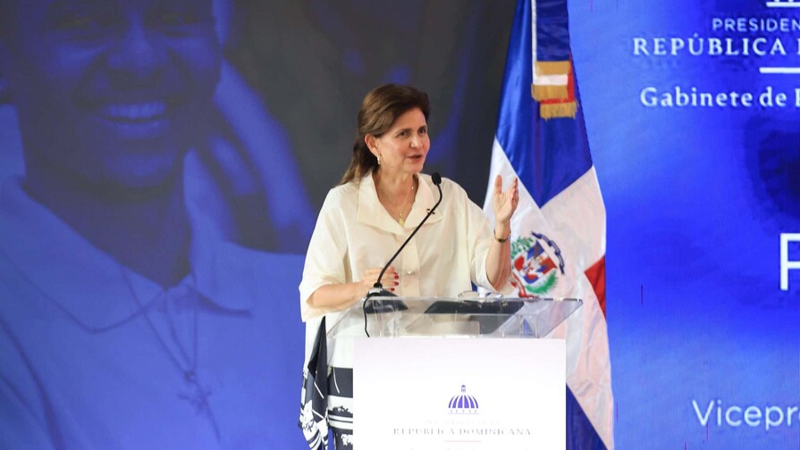 Raquel Peña encabezará este jueves entrega de títulos e inauguración de obras en Bahoruco Raquel Peña encabezará este jueves entrega de títulos e inauguración de obras en Bahoruco