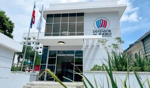 Ola de cambios en el Defensor del Pueblo: dimiten tres directores y un cuarto es desvinculado