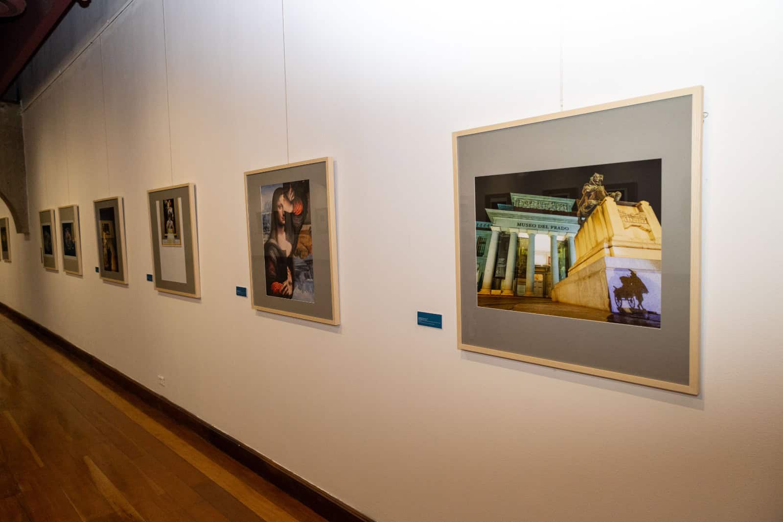 El Prado, en el centro de la imagen, durante la presentación de la propuesta artística.<br>