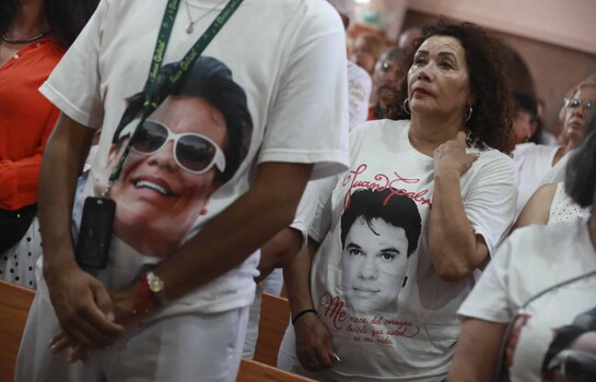 A diez a&ntilde;os de su muerte, Juan Gabriel re&uacute;ne a M&eacute;xico y EE.UU. en Ciudad Ju&aacute;rez