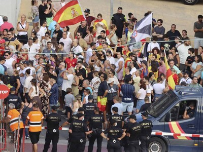 AI exige protección en Ceuta para inmigrantes y ONG
