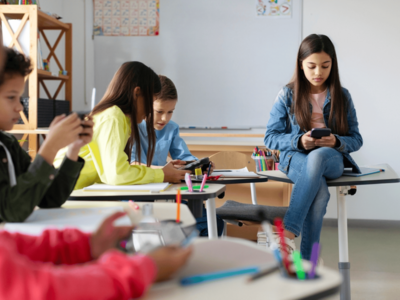 ¿Cómo afecta el celular a la comprensión lectora de los niños?