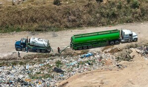 Camiones vierten materia fecal a cielo abierto en el vertedero Duquesa