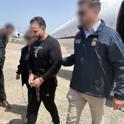 Extraditan a EE. UU. desde Colombia al dominicano Erick Randhiel Mosquea, cabecilla del caso Falcón Extraditan a EE. UU. desde Colombia al dominicano Erick Randhiel Mosquea, cabecilla del caso Falcón