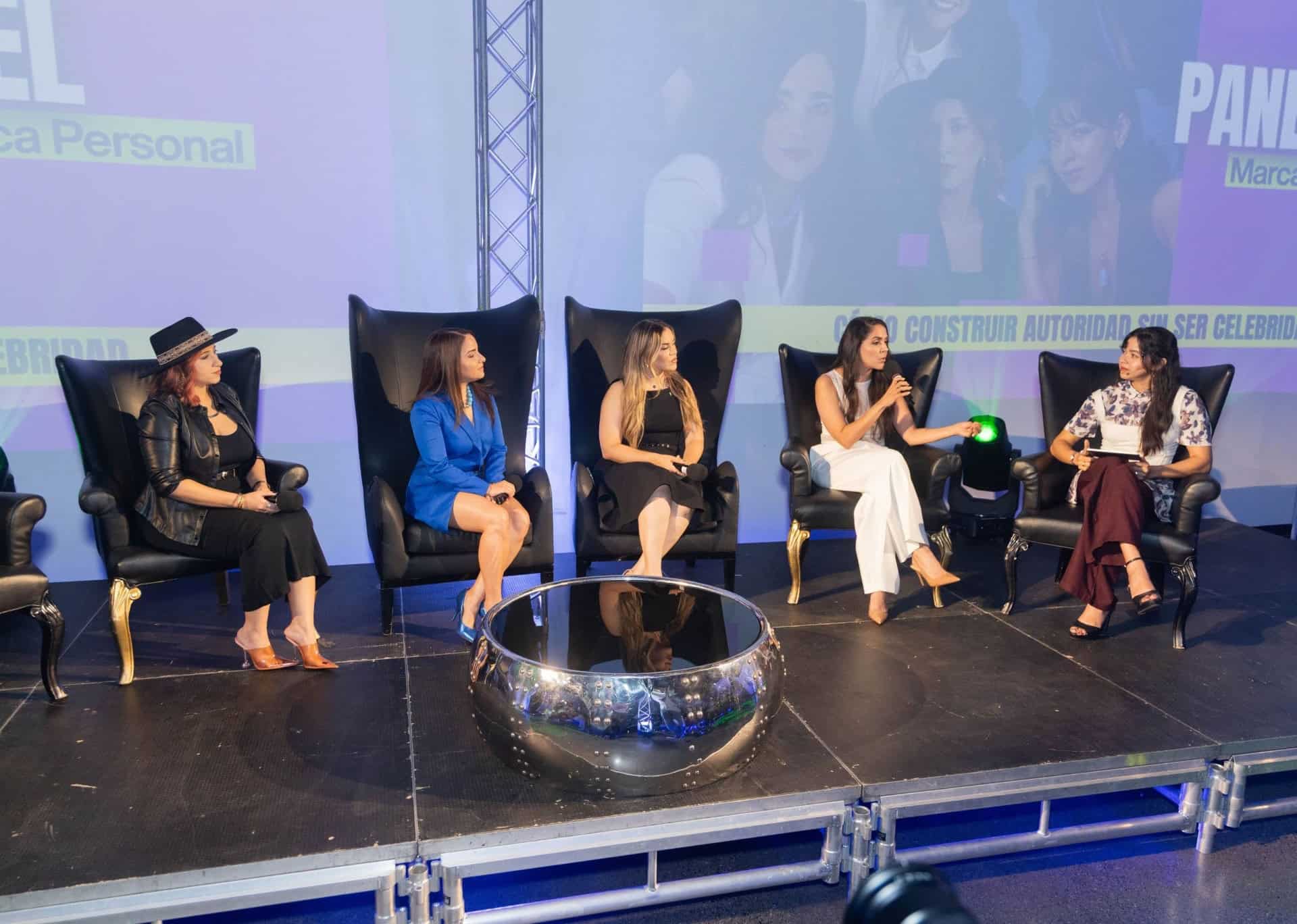Luz González, Jenniffer Arias, Alondra Ángeles, &nbsp;Leslie Polanco y Nikky.
