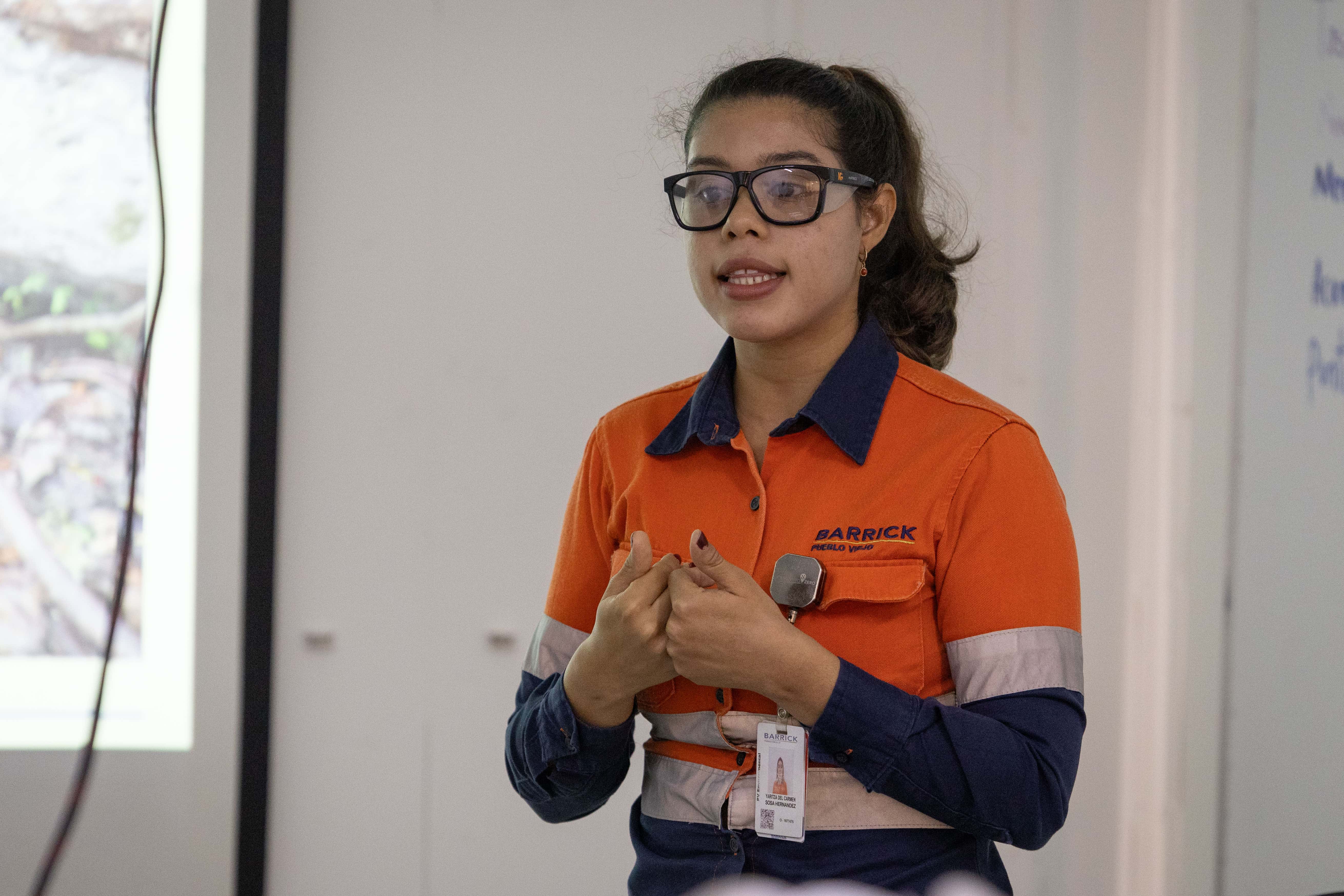 Yaritza Sosa, especialista ambiental de Barrick. 