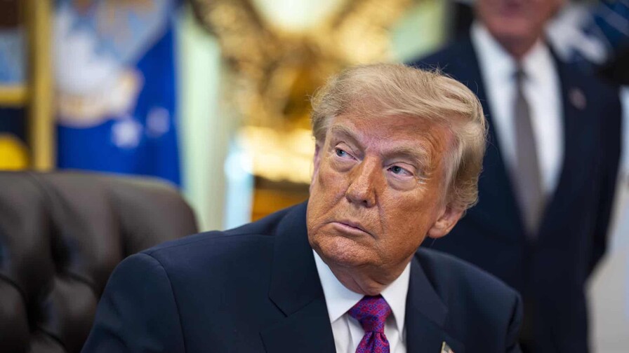 Trump dice que sondeos muestran que es seis veces más popular que Lincoln o Washington Trump dice que sondeos muestran que es seis veces más popular que Lincoln o Washington