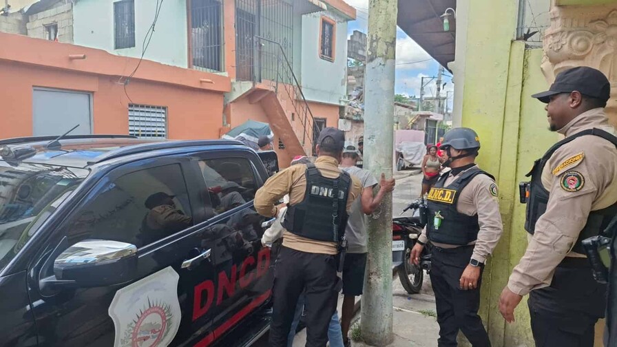 La DNCD pide ser solteros y no tener hijos a los aspirantes a nuevos miembros