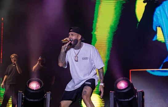 Bohemio Tour: Nicky Jam desata la nostalgia y el perreo cl&aacute;sico en la Feria Ganadera