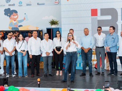 Plásticos por Útiles Escolares recolecta 1.5 millones de botellas