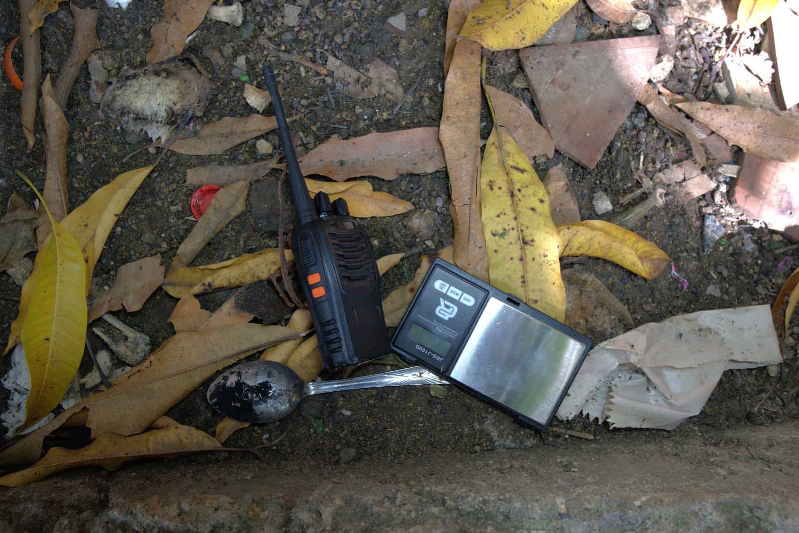 Radio inacutado en el operativo.