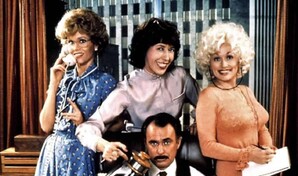 "9 to 5", Dolly Parton y una comedia que todav&iacute;a trabaja horas extras
