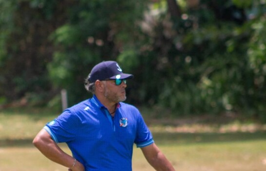 Rom&aacute;n y Stewart comparten liderato tras primera jornada de la Copa Rotativa de Golf