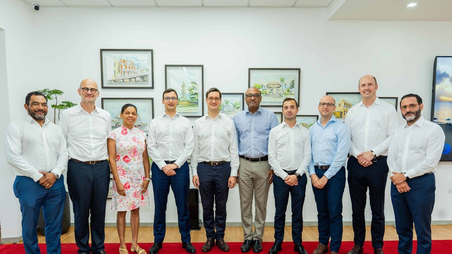 Ceo y altos ejecutivos de Vinci Airports visitan las terminales FBO operadas por Universal Aviation Ceo y altos ejecutivos de Vinci Airports visitan las terminales FBO operadas por Universal Aviation