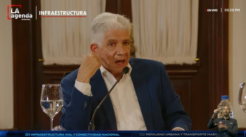 El Gobierno proyecta salida de Santo Domingo hacia el Cibao sin sem&aacute;foros