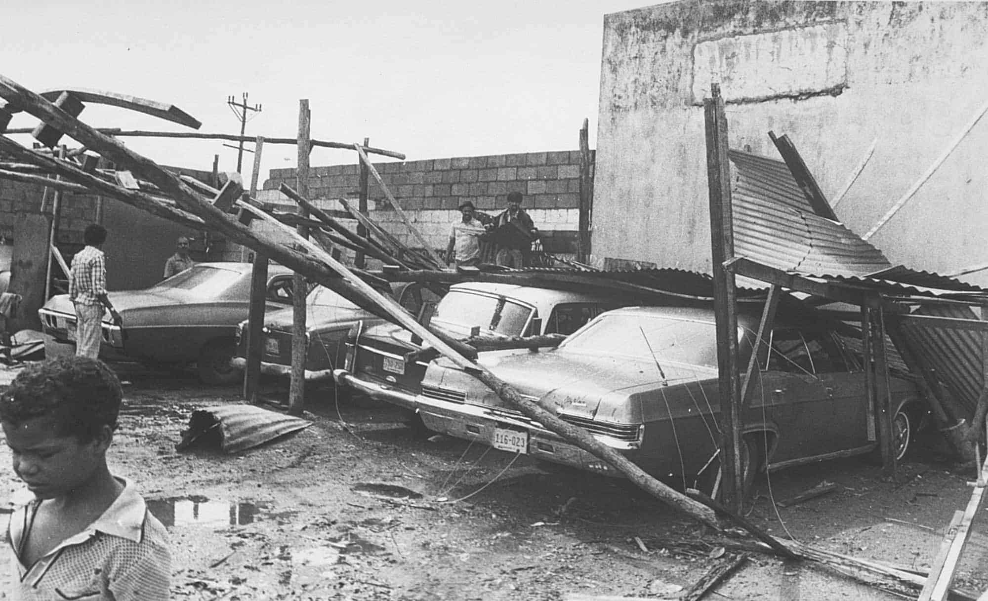 <br>Efectos de la embestida del huracán David.