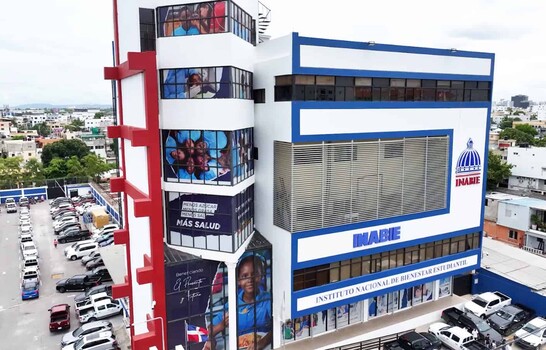 Inabie sustituye leche pasteurizada por UHT en escuelas de Santiago ante falta de refrigeraci&oacute;n