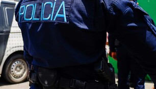Atracadores desarman a agentes de unidad mixta en Santiago y huyen en la motocicleta Atracadores desarman a agentes de unidad mixta en Santiago y huyen en la motocicleta