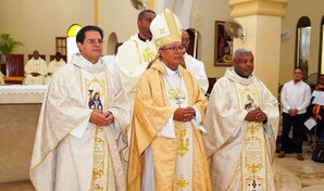 Di&oacute;cesis de Barahona conmemora 25 a&ntilde;os de sacerdocio de Marco P&eacute;rez y Secilio Espinal