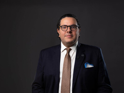 Designan a Víctor Cedeño Brea como superintendente de Bancos