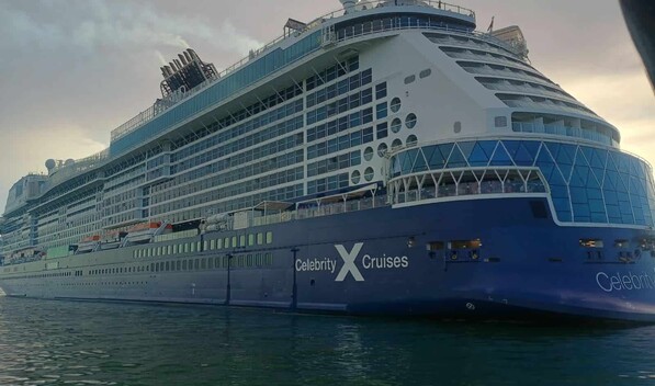 El crucero Celebrity Beyond llega a Ta&iacute;no Bay con m&aacute;s de 3,200 pasajeros