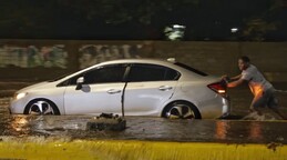 Lluvias generan inundaciones en calles y avenidas en el Distrito Nacional