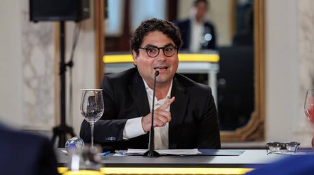 Inversi&oacute;n del Fideicomiso RD Vial en obras p&uacute;blicas supera los 70 mil millones de pesos, dice Rizik