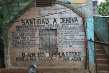 MP pide prisi&oacute;n para pastor y otro hombre acusados de maltratar a 13 menores en fundaci&oacute;n de Haina