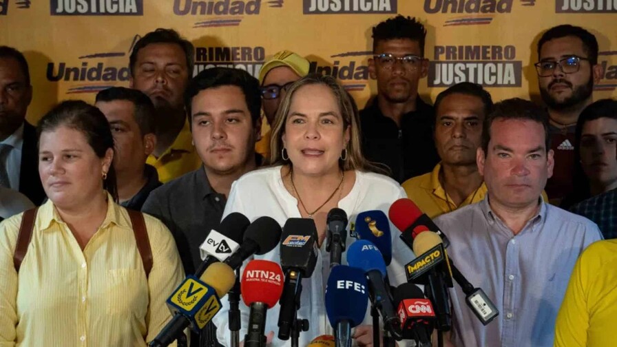 Partidos opositores piden transparencia sobre acuerdo petrolero entre Venezuela y EE. UU. Partidos opositores piden transparencia sobre acuerdo petrolero entre Venezuela y EE. UU.