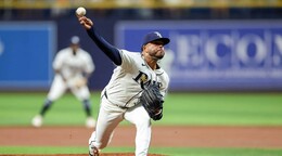 Los ajustes en la mec&aacute;nica que han recuperado mejor versi&oacute;n de Freddy Peralta