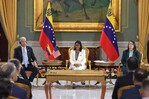 Chris Wright llega a la sede del Ejecutivo de Venezuela para reunirse con Delcy Rodríguez Chris Wright llega a la sede del Ejecutivo de Venezuela para reunirse con Delcy Rodríguez