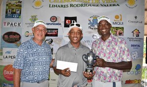 Carlos Linares gana el IV Torneo de Golf Celebraci&oacute;n de Vida
