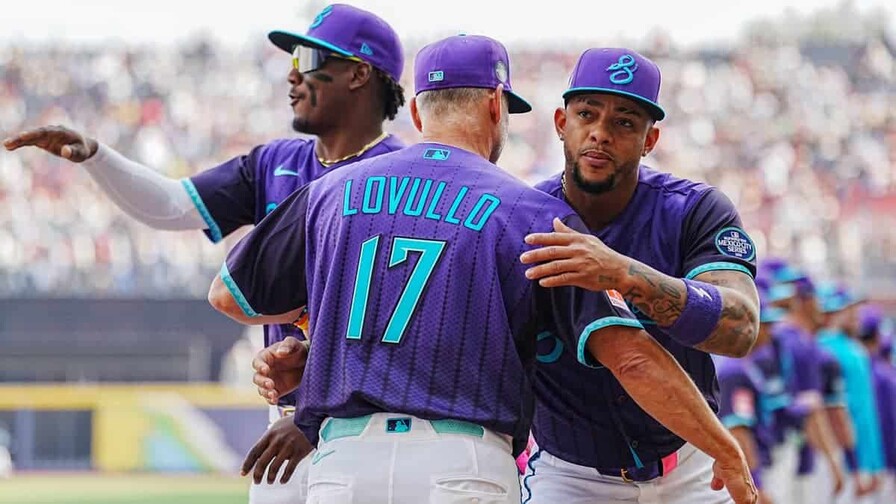 Ketel Marte, apagar el fuego o sucumbir al divorcio en Arizona Ketel Marte, apagar el fuego o sucumbir al divorcio en Arizona
