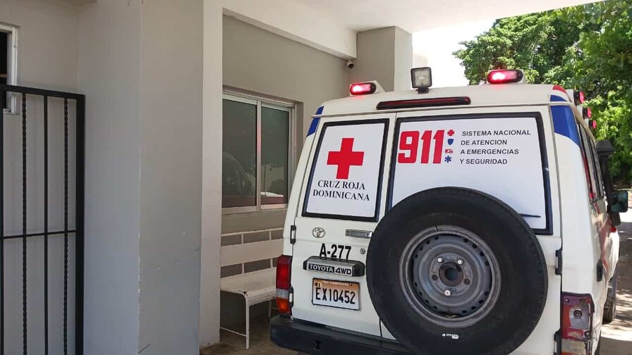 Al menos 20 estudiantes se enferman tras consumir leche en escuela de Santiago