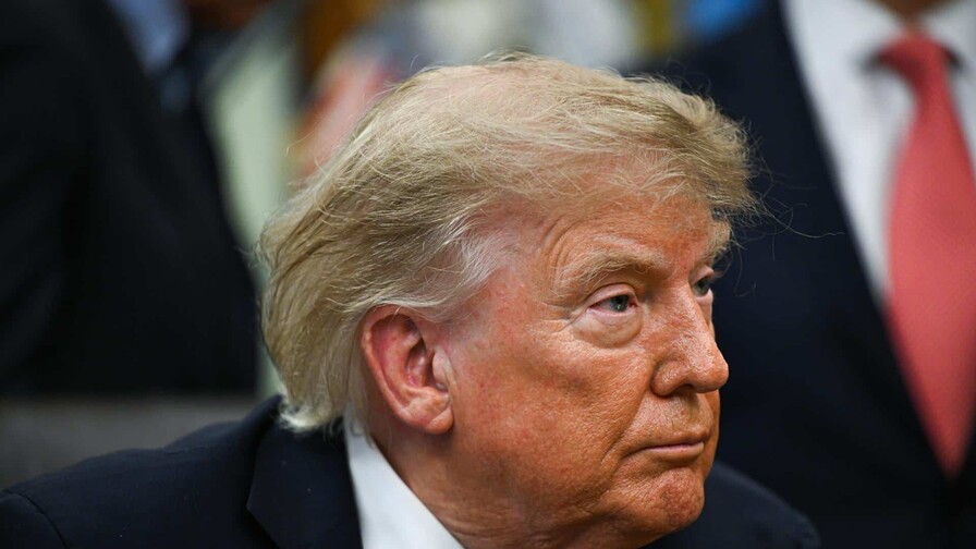 Trump medita poner su nombre al estrecho de Ormuz tras declararlo bajo control de EE. UU.