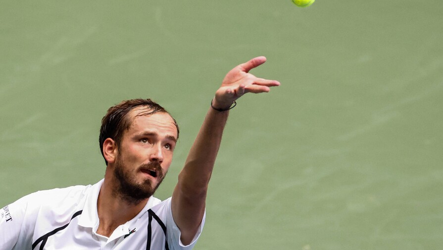 Medvedev y Pegula a paso firme en el US Open; Badosa termina el trabajo Medvedev y Pegula a paso firme en el US Open; Badosa termina el trabajo