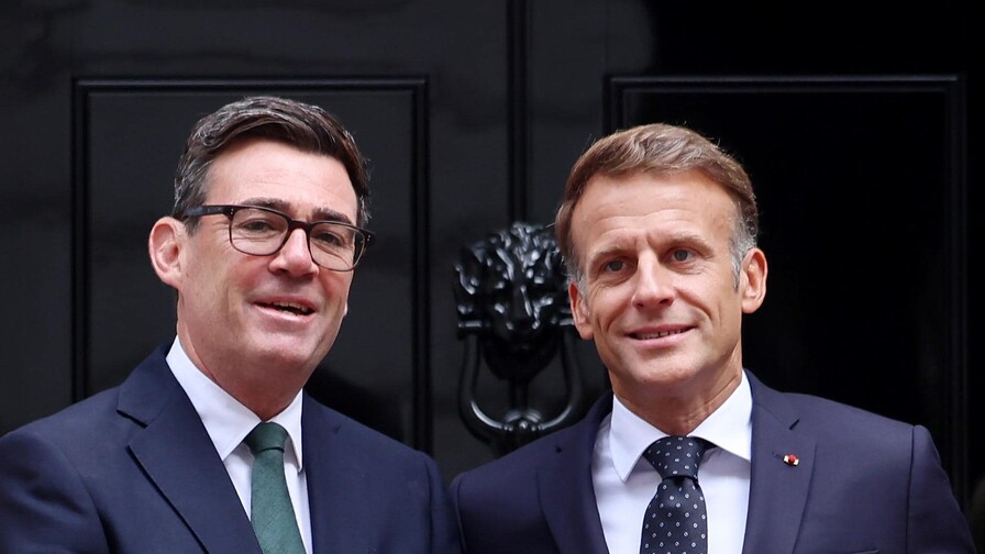 Burnham y Macron abordan Ucrania y la inmigración ilegal en su primera reunión bilateral Burnham y Macron abordan Ucrania y la inmigración ilegal en su primera reunión bilateral