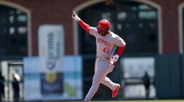 Los Reds reaccionan a tiempo y remontan a los Padres con jonrones de Brito, Rodr&iacute;guez y Bleday