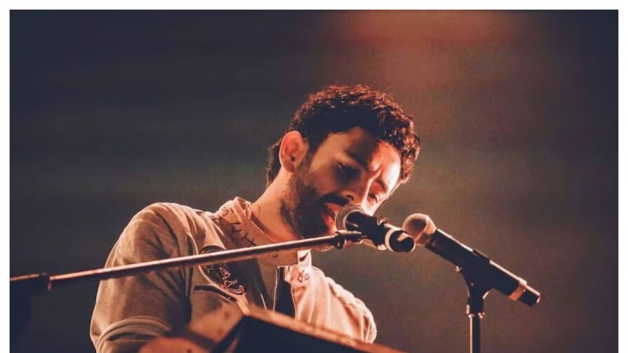 Quién era Jonathan Meléndez, vocalista de Camilo Séptimo, asesinado junto a su familia y doméstica Quién era Jonathan Meléndez, vocalista de Camilo Séptimo, asesinado junto a su familia y doméstica