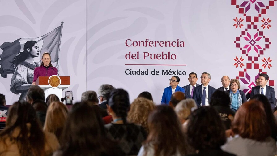 Sheinbaum invita a Petro a regresar a México para ofrecer conferencias Sheinbaum invita a Petro a regresar a México para ofrecer conferencias