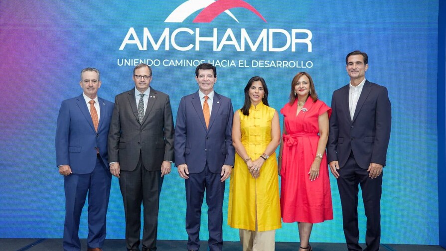 La C&aacute;mara Americana y el BHD acercan las mipymes a las grandes empresas